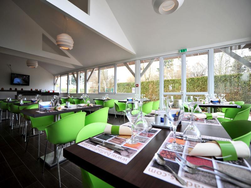 Enzo Hotels Trappes By Kyriad Direct 외부 사진