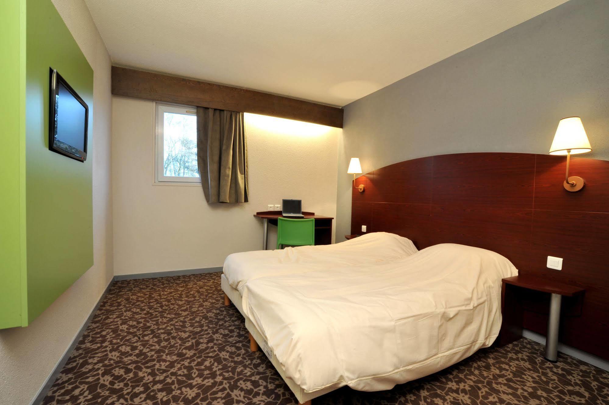 Enzo Hotels Trappes By Kyriad Direct 외부 사진